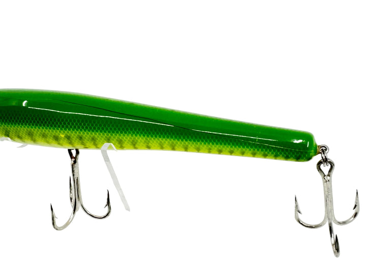 Bagley DB08, 6C9 Green Crayfish on Chartreuse Color