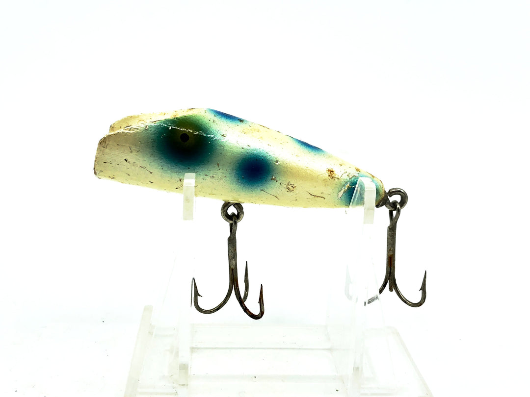 Eppinger Dardevle Osprey Bass Plug, White/Blue Spots Color