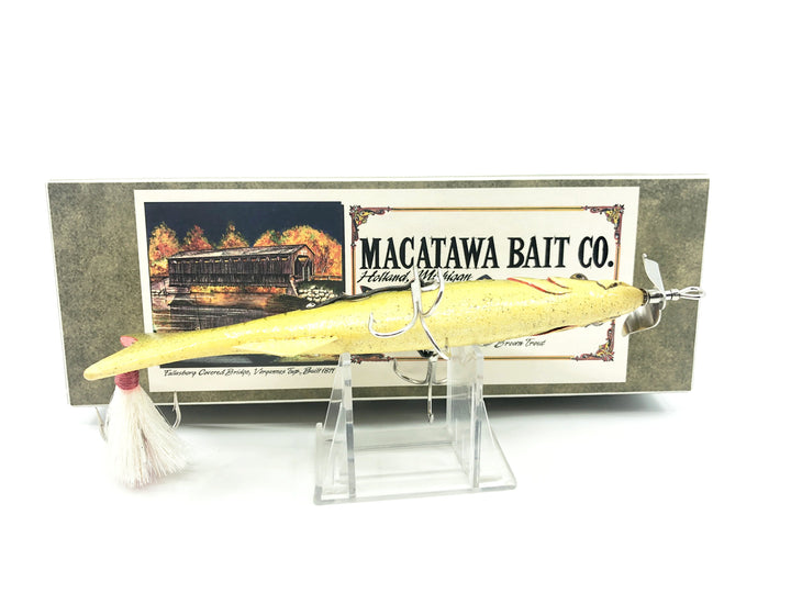 Macatawa Bait Co. Walleye w/Box