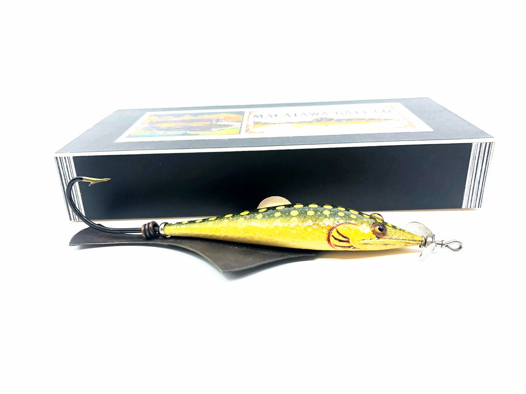 Macatawa Bait Co. Pike Winged Bait&nbsp;Lure w/Box