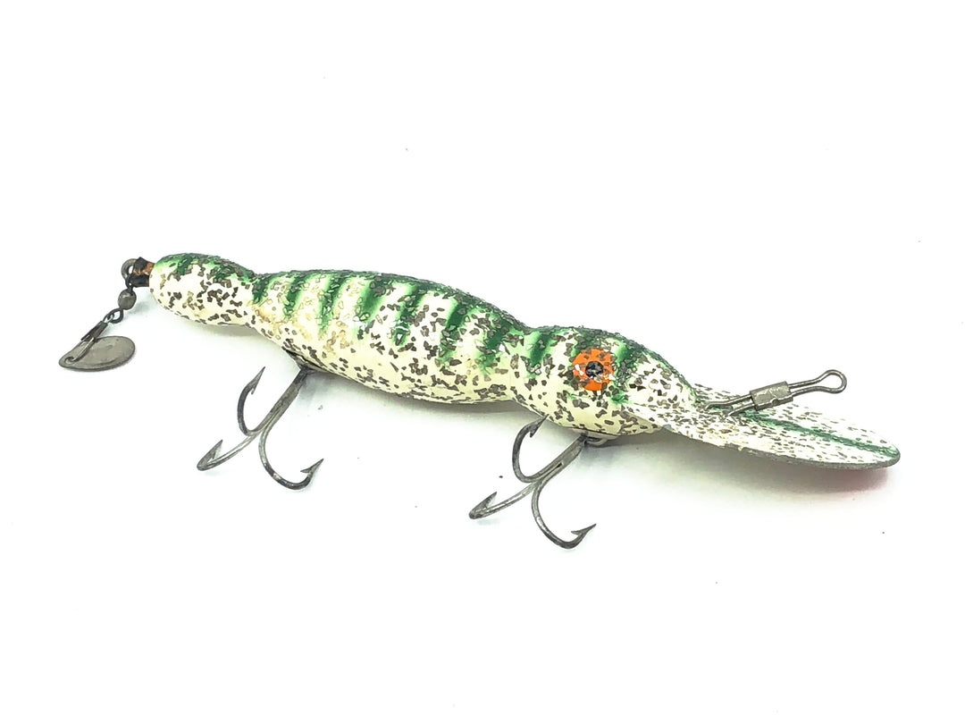 Bomber Wooden Water Dog 1700 Series, #15 Christmas Tree Color