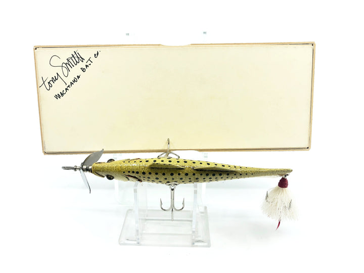 Macatawa Bait Co. Walleye with Box - Signed!