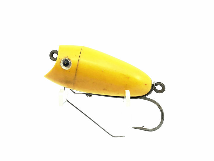 Tony Accetta Jigolet, Yellow Color