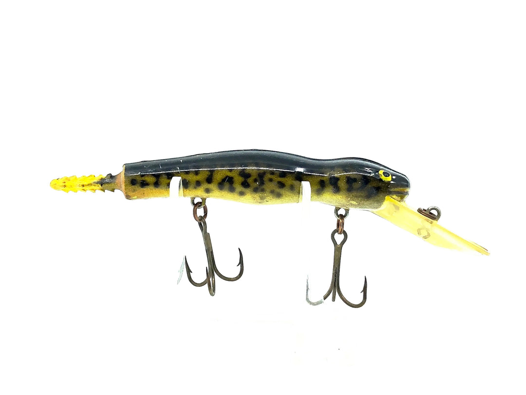 Crankbait Corp Super Dawg, Black Salamander Color