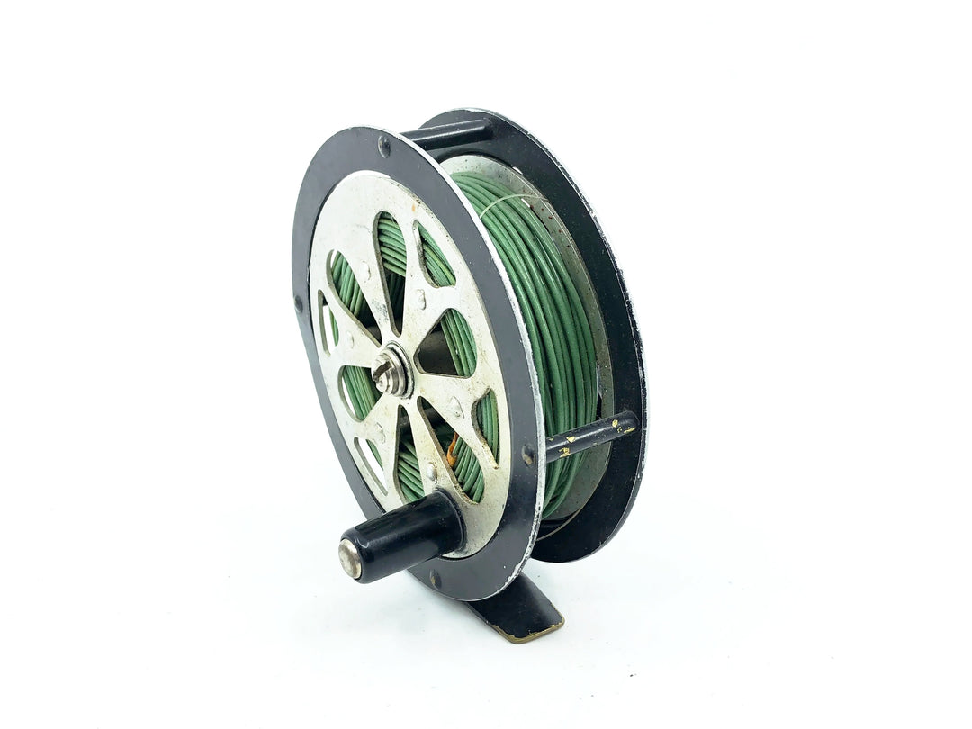 Pflueger Sal-Trout No.1554 Fly Reel