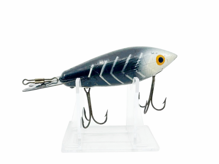 Bomber 600 Series, #14 Black White Ribs Color