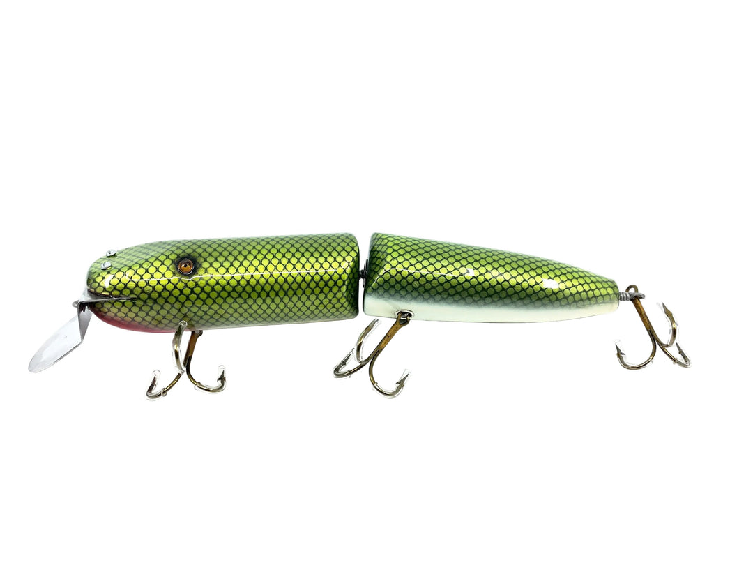 Musky Dan (XXX Lures) Giant Vamp 12", Green Scale Color