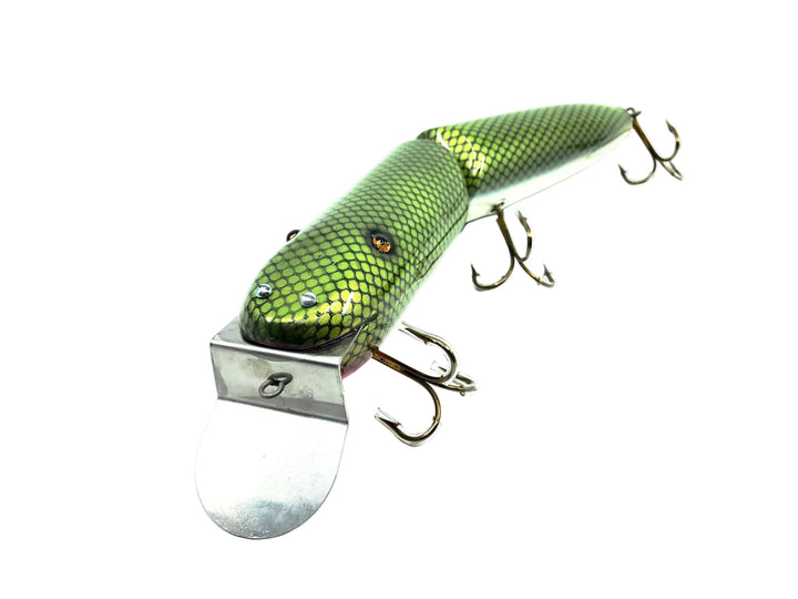 Musky Dan (XXX Lures) Giant Vamp 12", Green Scale Color