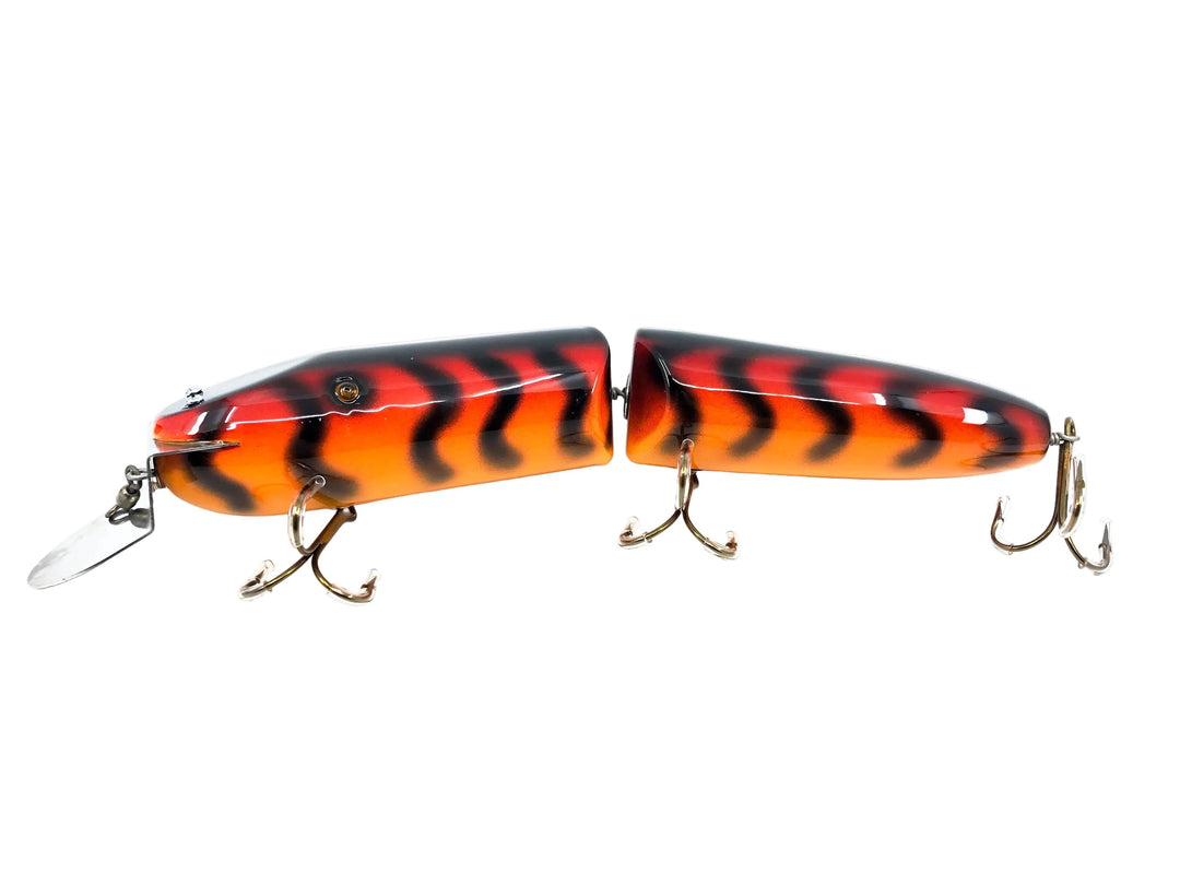 Musky Dan (XXX Lures) Giant Vamp 12", Red Craw Color