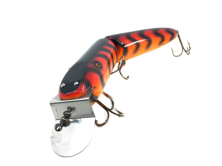 Musky Dan (XXX Lures) Giant Vamp 12", Red Craw Color