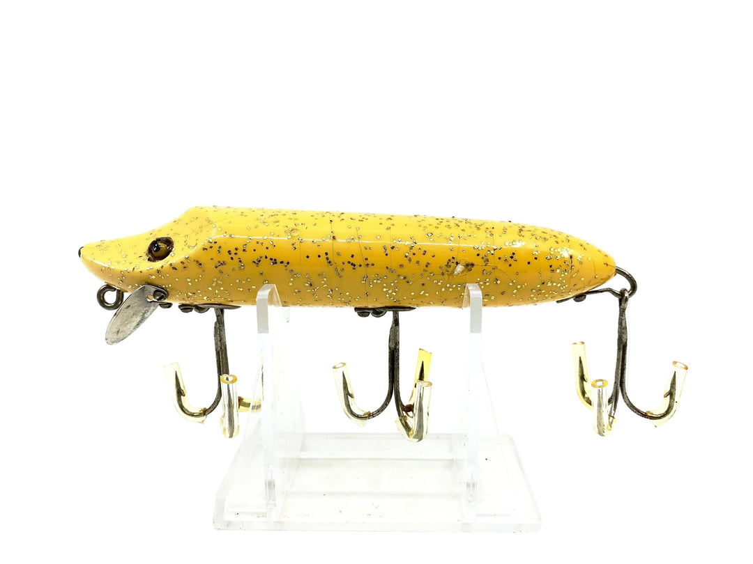 Heddon Vamp 7500, #08 White/Gold Specks Color - L-Rig