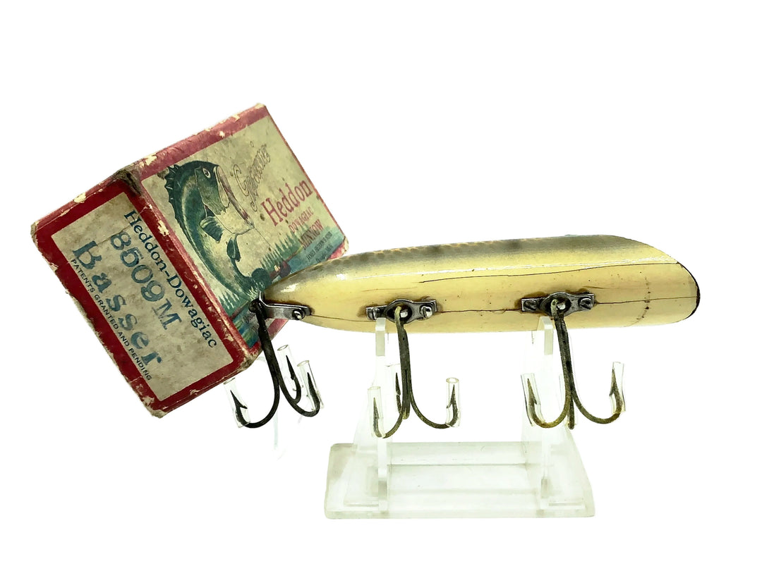 Heddon Basser 8500, 9M Pike Scale Color w/Up Leaping Bass Box, Toilet Seat Hardware Hardware