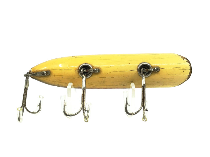 Heddon Basser 8500, 9H Red Scale Color, L-Rig Hardware