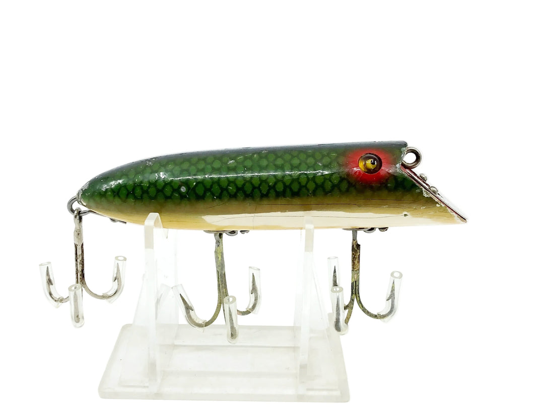 Heddon Basser 8500, 9D Green Scale Color, L-Rig Hardware
