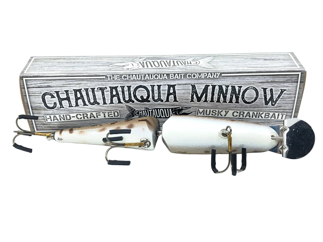 Jointed Chautauqua 8" Shallow Diver, Spotted Hogsucker Color w/Box