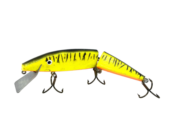 Hi-Fin Jointed Musky Crankbait, Chartreuse/Orange/Black Color