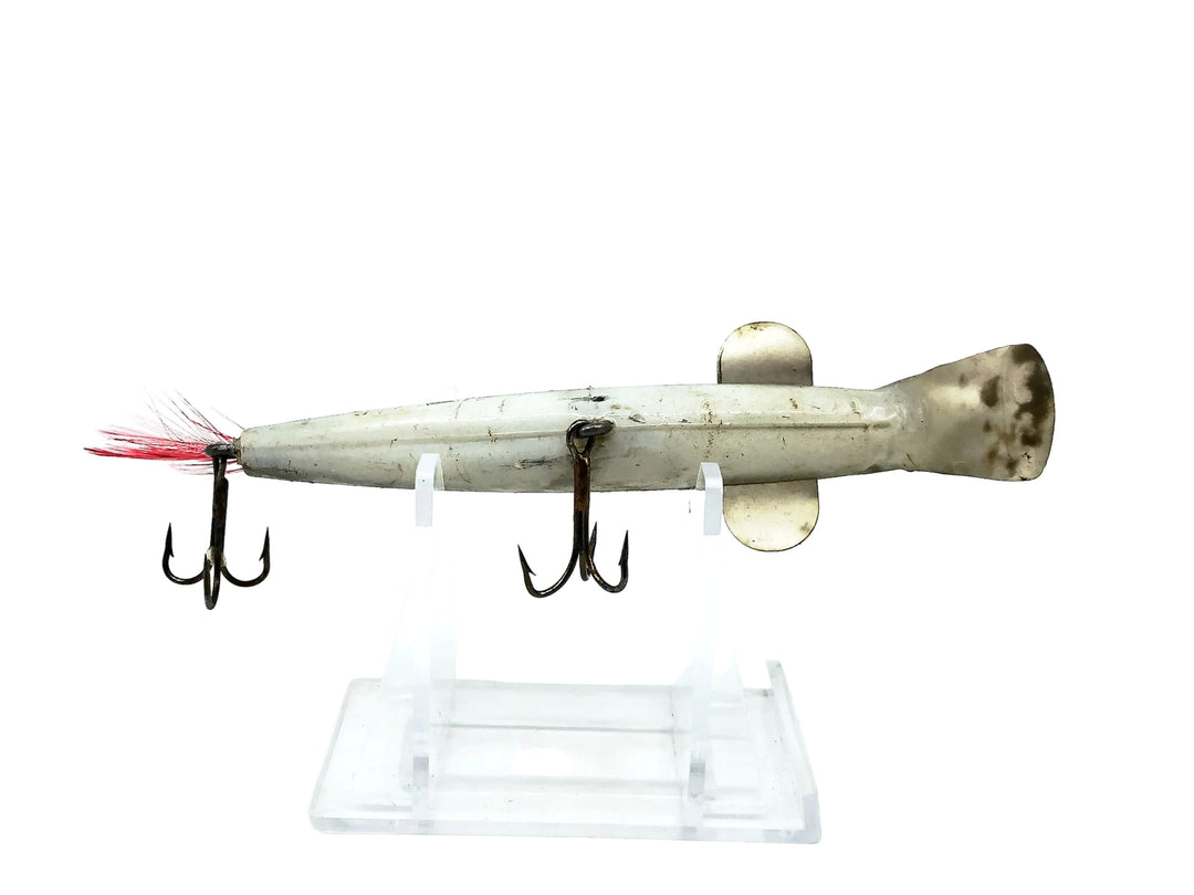 H&W Plastic Bait Co. Wing-E-Min,  Silver/Black Color