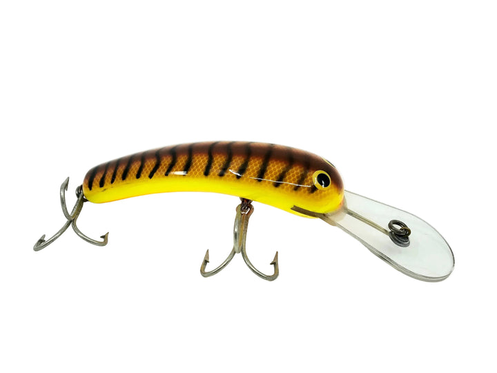 Bagley Smoo #5, DC9 Dark Crayfish on Chartreuse Color