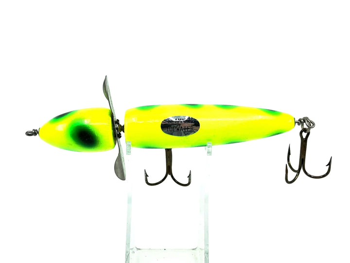 Slammer Tackle Giant Cyclone, Chartreuse/Green Spots Color