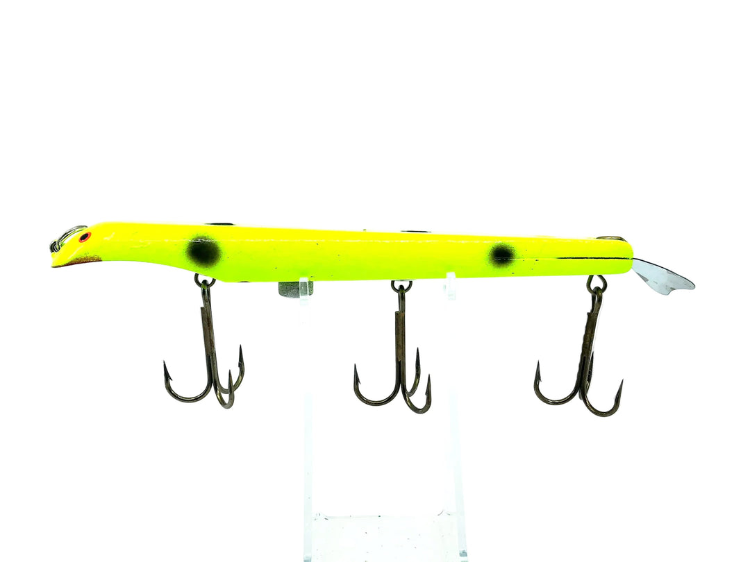 9" Suick Custom Added Weight Thriller, Chartreuse/Black Spots Color