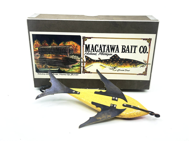 Macatawa Bait Co. Decoy, Red Head/White Shore Minnow Color w/Box