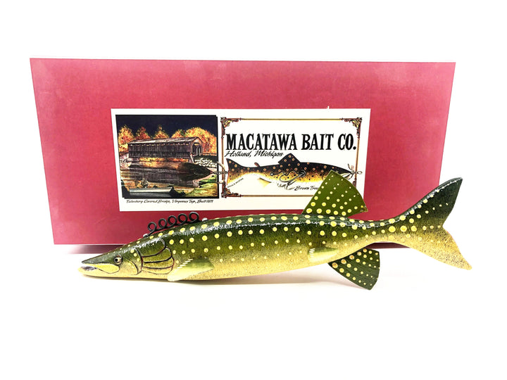 Macatawa Bait Co. Pike Decoy w/Box