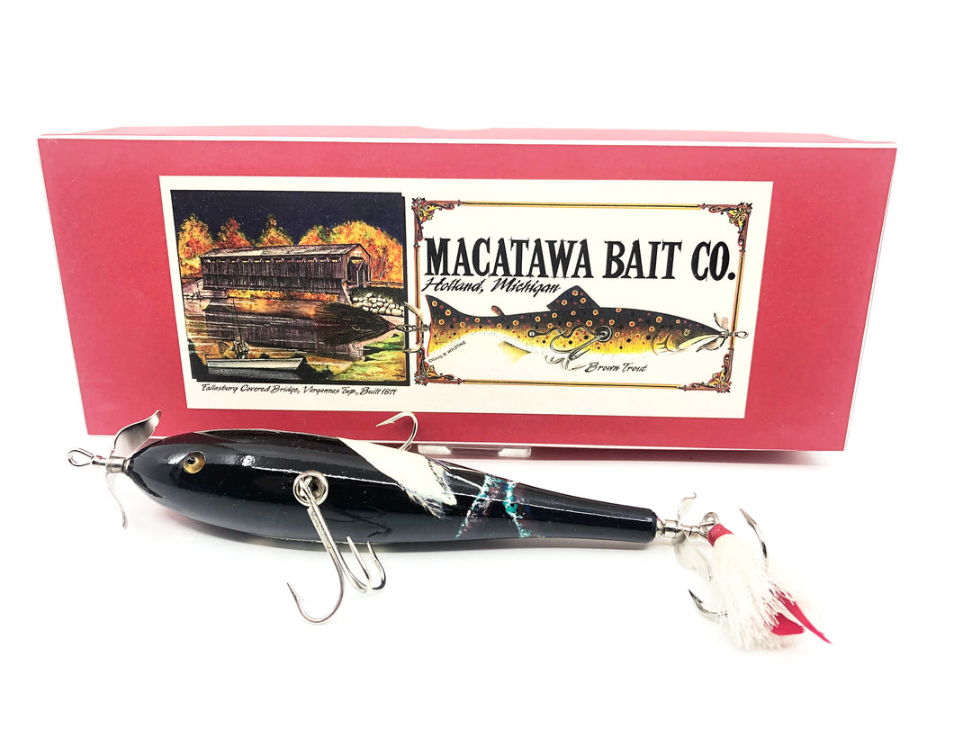 Macatawa Bait Co. 2021 Floating Muskie Minnow, Heron Color w/Box