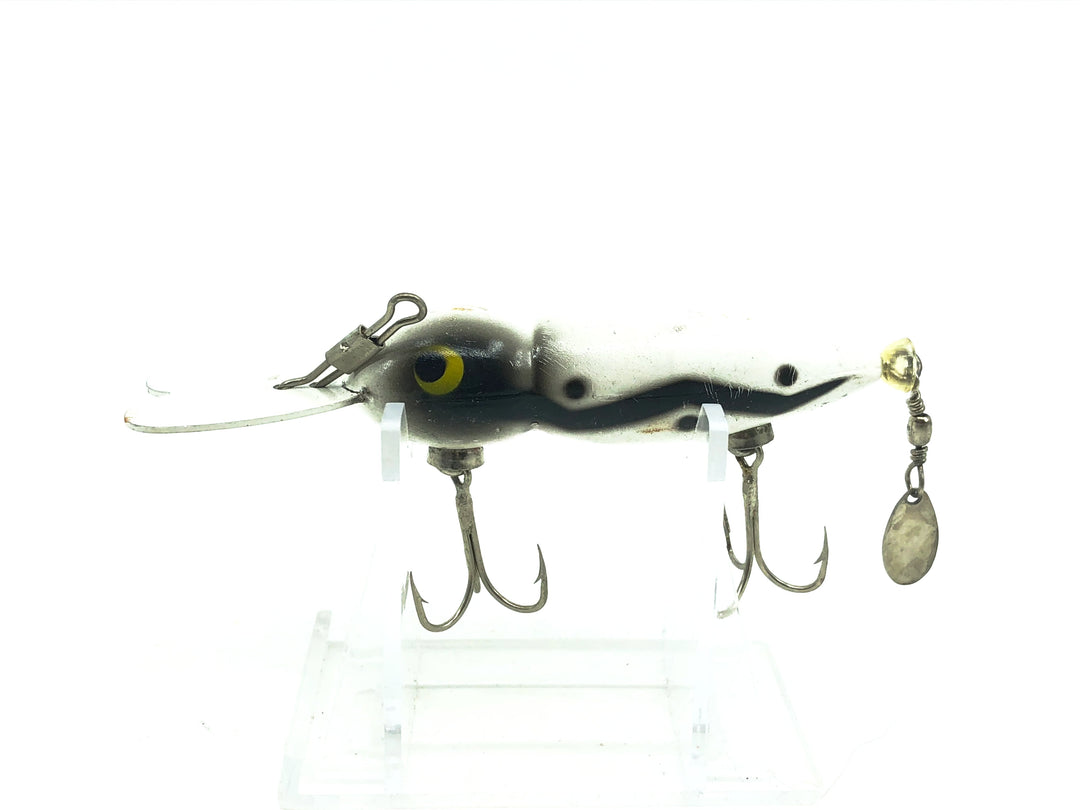 Whopper Stopper Hellbender, White/Shadow Stripe Color