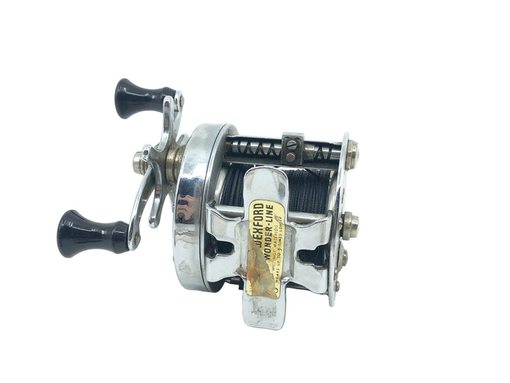 Vintage Shakespeare No.1944 Service Model FE Levelwind Reel w/Box