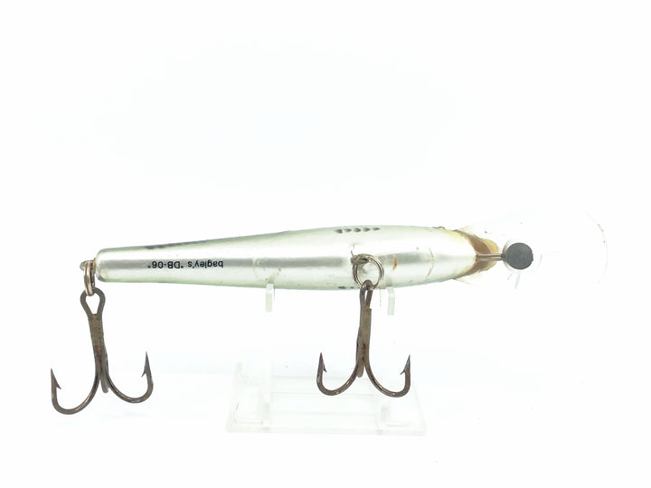 Bagley DB06, LB4 Little Bass on White Color, Winter Haven Bait