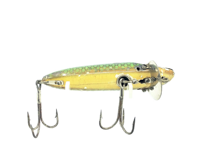 Heddon Wooden Baby Vamp 7400, D Green Scale Color