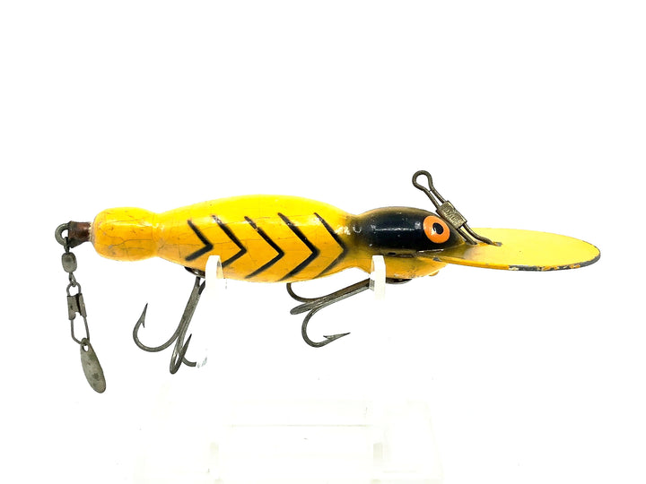 Bomber Wooden Waterdog 1600 Series, #20 Yellow/Black Ribs Color