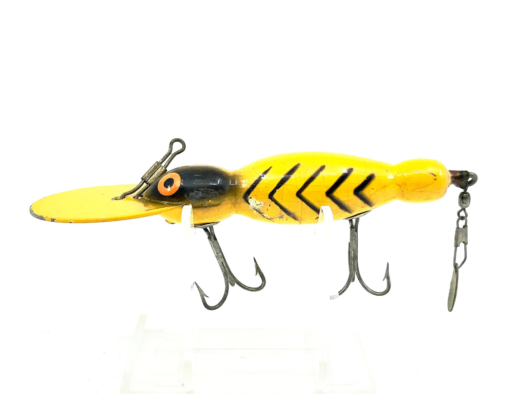 Bomber Wooden Waterdog 1600 Series, #20 Yellow/Black Ribs Color