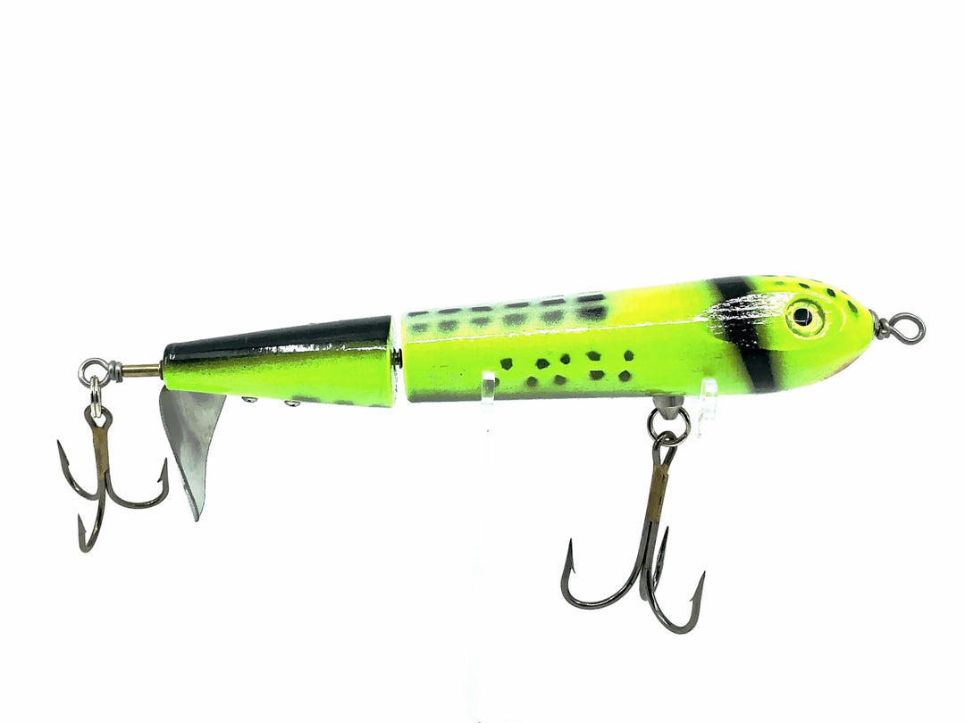 Top Raider Type Musky Lure, Chartreuse Loon Color
