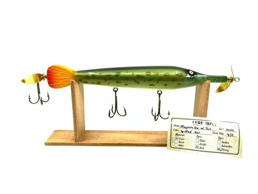 Chautauqua Wooden Magnum Weighted Gar with Tail Lure Spotted Gar Color with Spanish Cedar Lure Stand