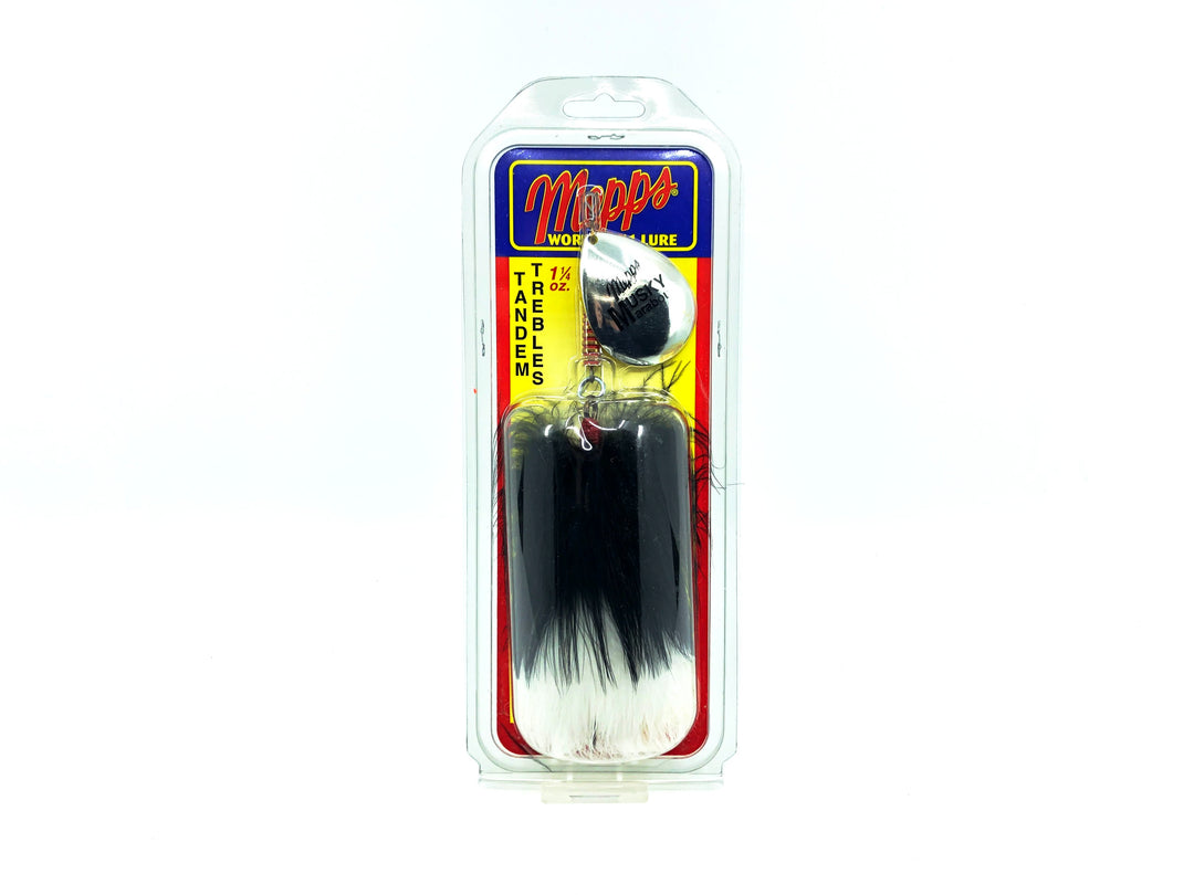 Mepps Musky Marabou, Silver Blade/Black White Bucktail Color, New on Card MM7T S-BW