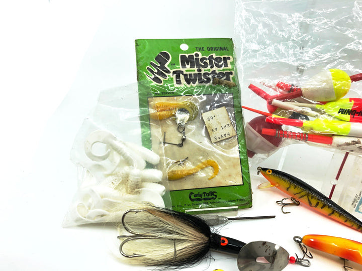 Vintage Tackle Box Stuffing Pack