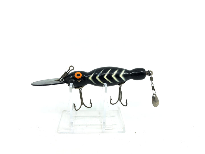 Bomber Wooden Water Dog 1600, #14 Black/White Ribs Color