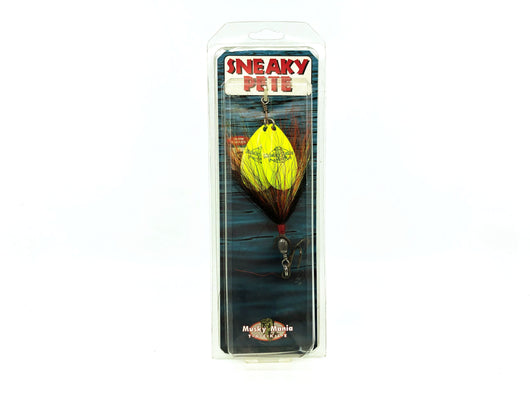 Musky Mania Sneaky Pete, Chartreuse Blade/Black, Red Bucktail Color with Box