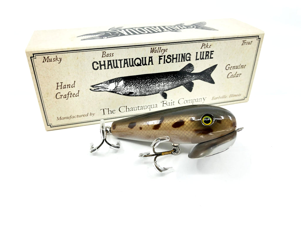 Chautauqua Custom Jitterbug in Spotted Sucker Color
