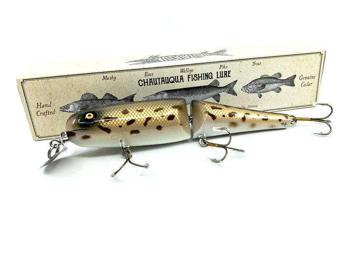 Jointed Chautauqua 8" Minnow Musky Lure Spotted Hogsucker 2020 Color