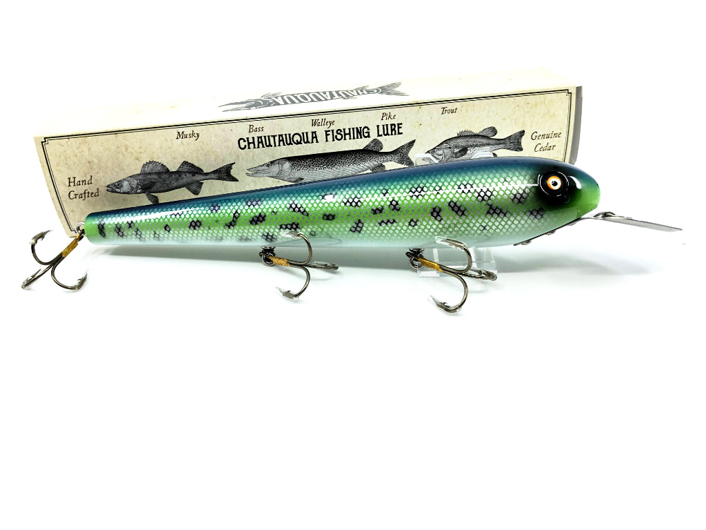 Chautauqua Special Order Wooden Magnum Trolling Minnow in Largemouth Bass Color 2020