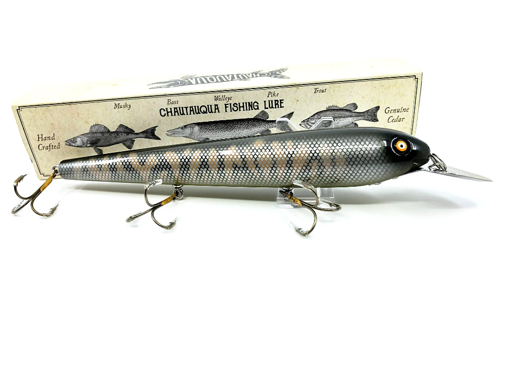 Chautauqua Special Order Wooden Magnum Trolling Minnow in Dark Musky Color 2020