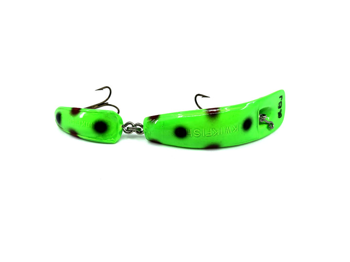 Kwikfish Jointed K8J GF Fluorescent Green Black Dot Color
