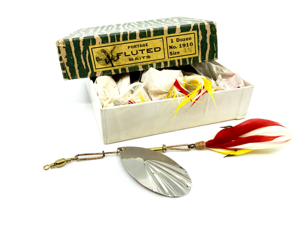 Pflueger Portage Fluted Spinner Size 4 3/4" No. 1910 Vintage Dealer box for 1 Dozen Lures includes Eleven Lures