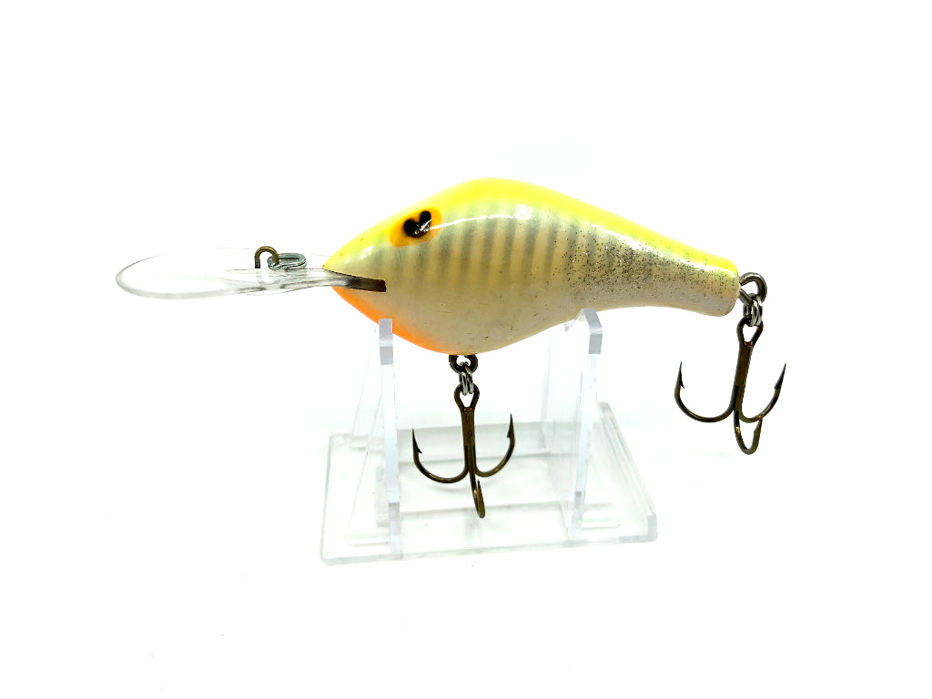 Poe's 3 Diving Crankbait Yellow with Silver Ribs Color