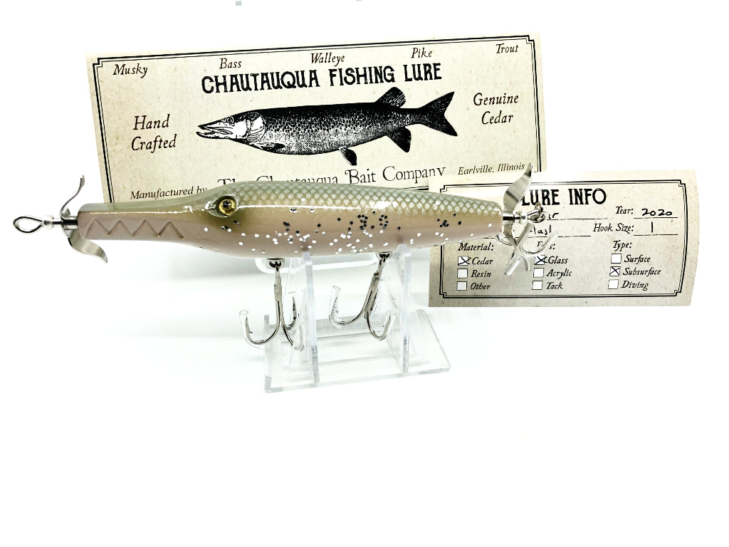 Chautauqua Classic Gar in Silver Flash Color