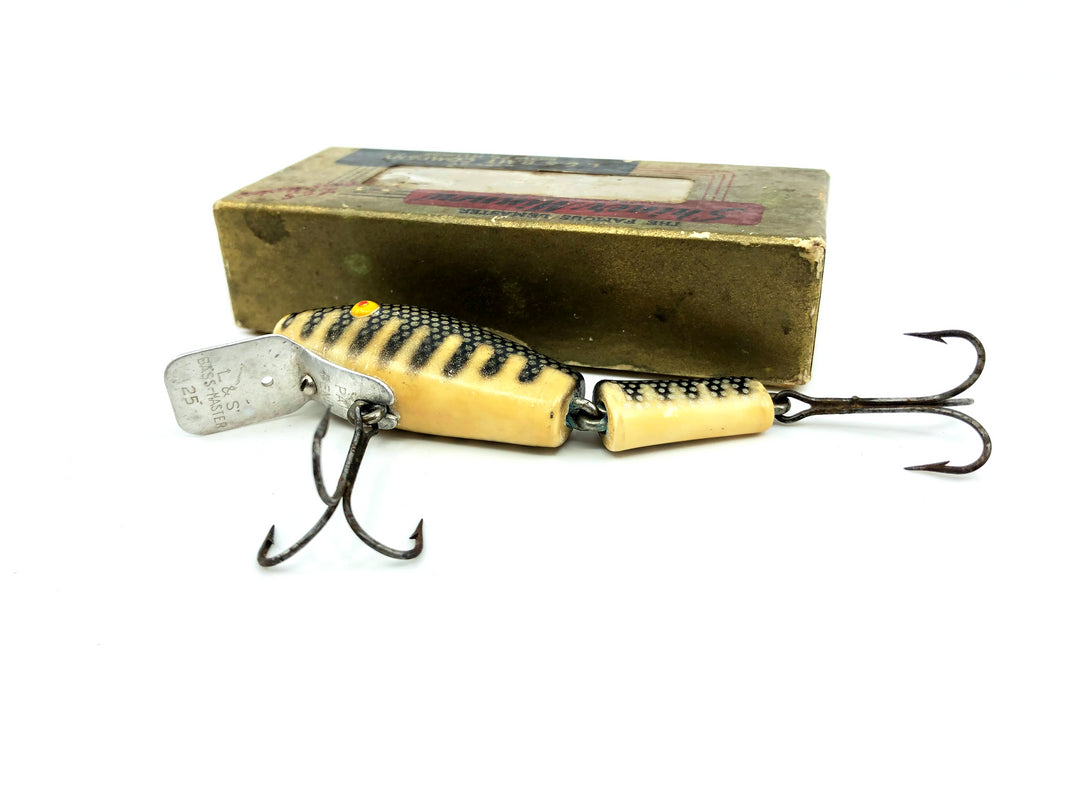 L & S Bass Master 1532 1949 Model Opaque Eyes with Box