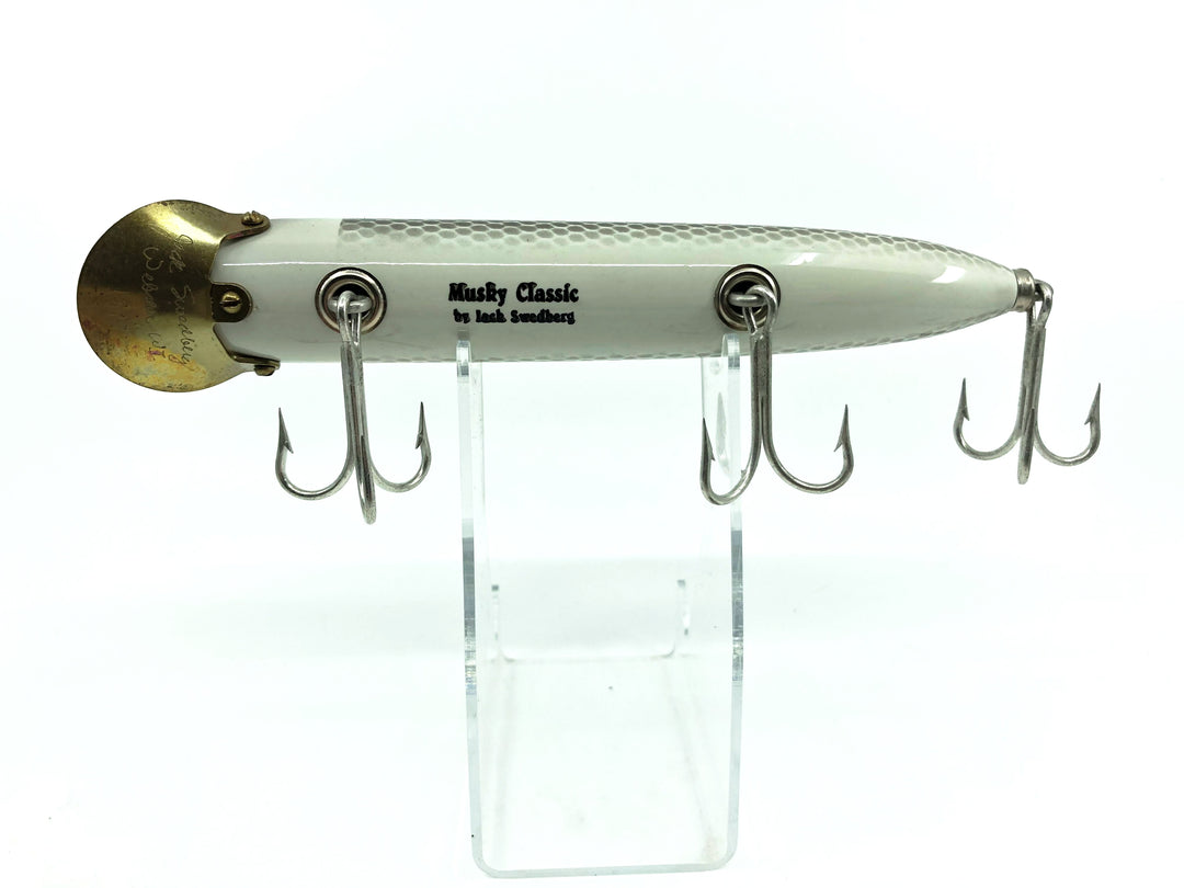 Jack Swedberg Musky Vamp Black Scale Color Glass Eyes