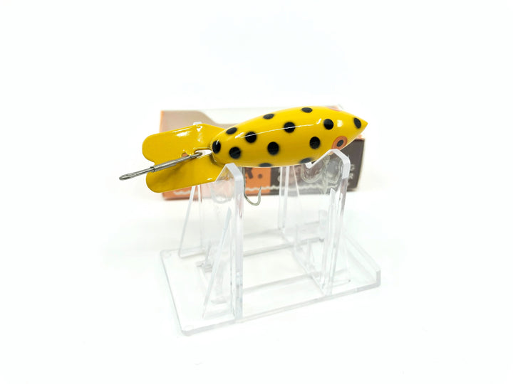 Bomber Deep Runner 239 Yellow with Black Dots Color New in Box Old Stock